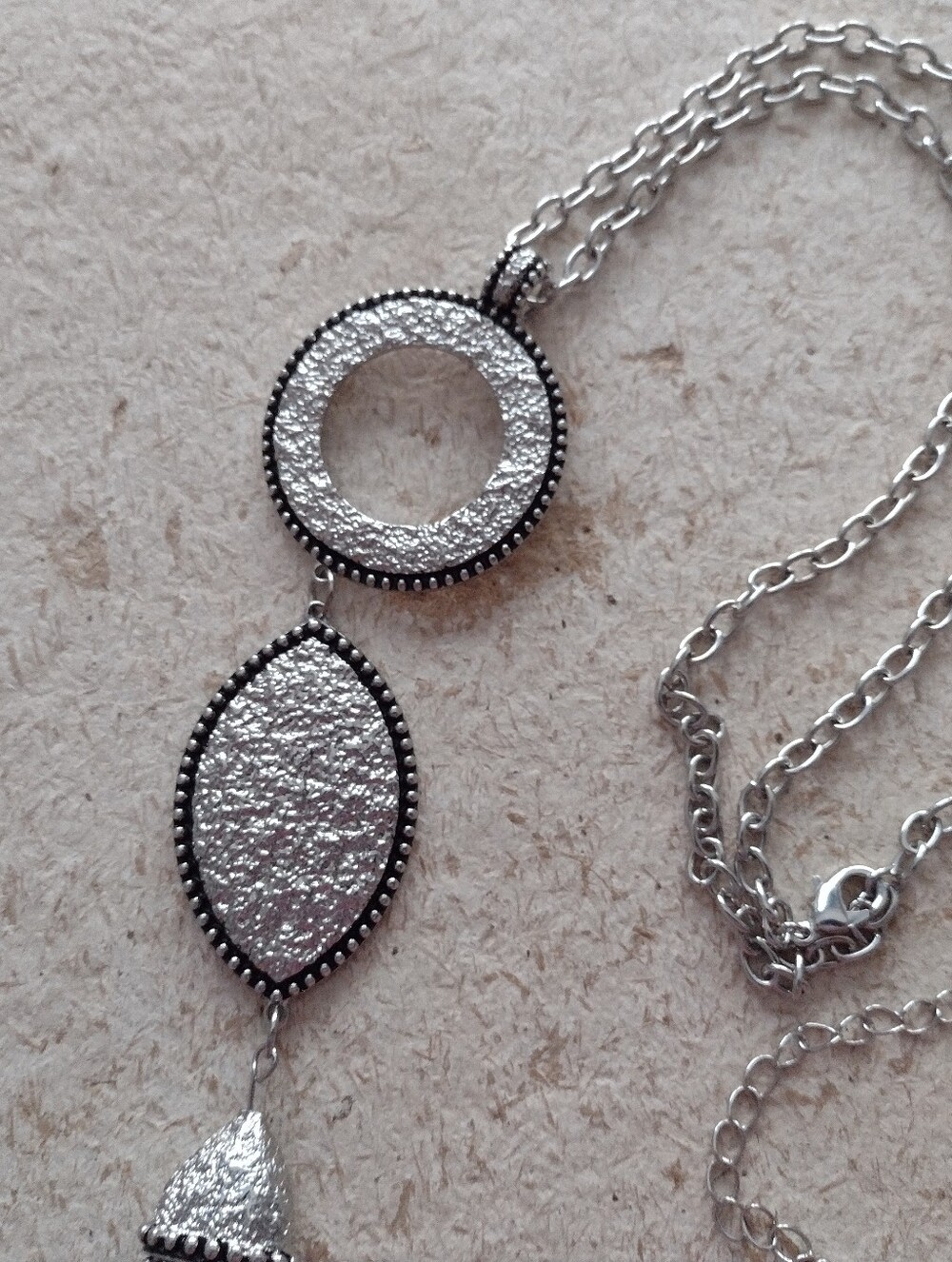 Necklace - Picture 7 of 9